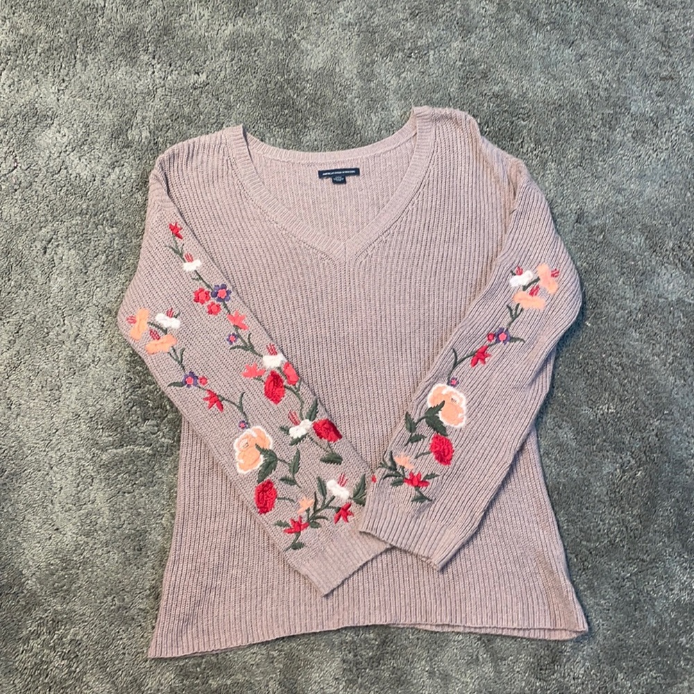 American Eagle sweater